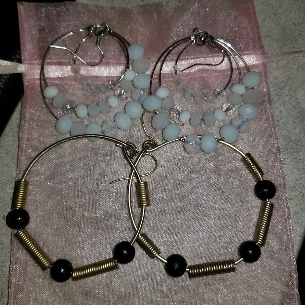 2 pair of earrings